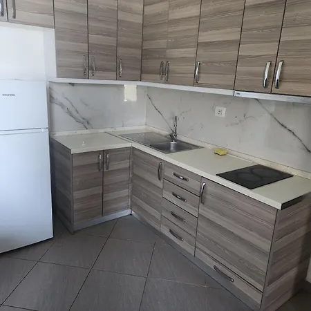 Shengjini Beautiful Apartment Lezhe