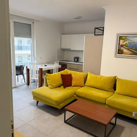Shengjini Beautiful Apartment Lezhe
