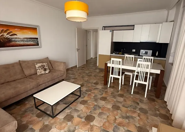 Shengjini Beautiful Apartamento *