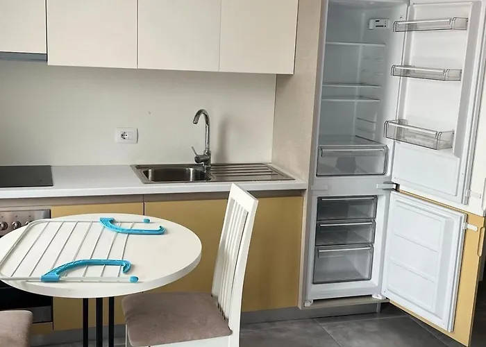 Shengjini Beautiful Apartamento *